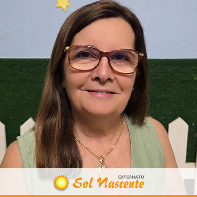 Custódia Pereira. Externato Sol Nascente